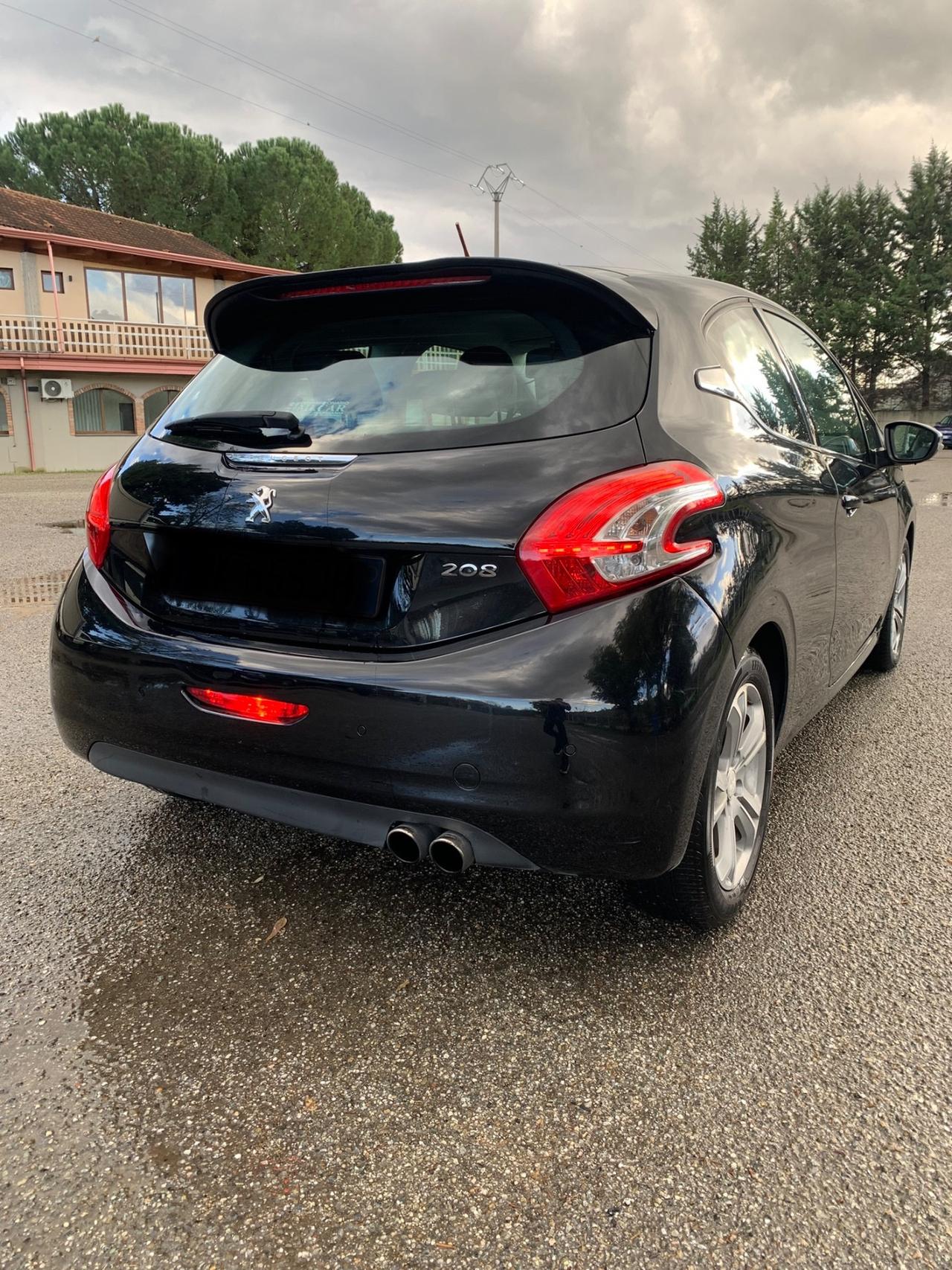 Peugeot 208 1.2 VTi 82 CV 3 porte Allure