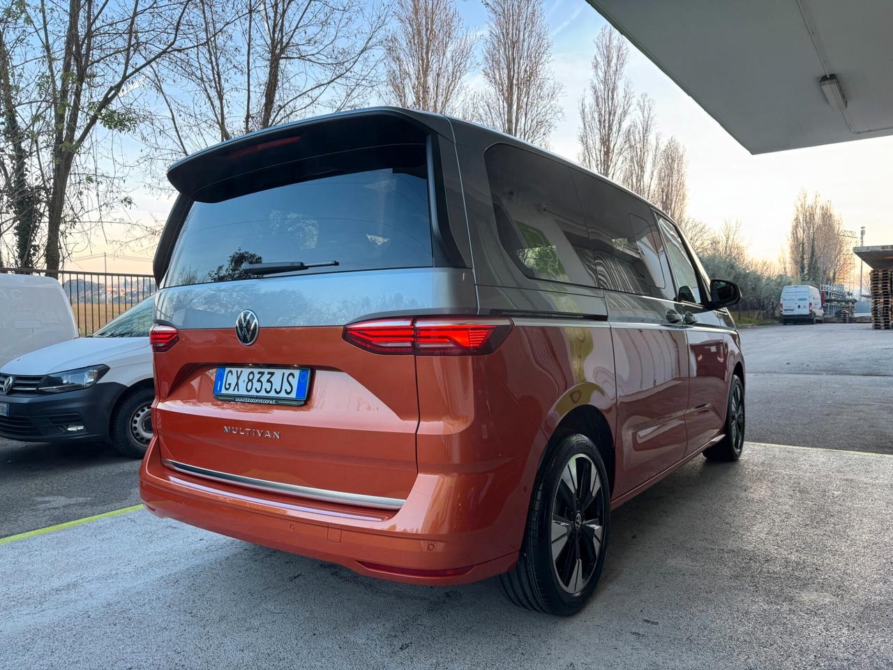 Volkswagen T7 Multivan 2.0TDI Style DSG 7P FULL