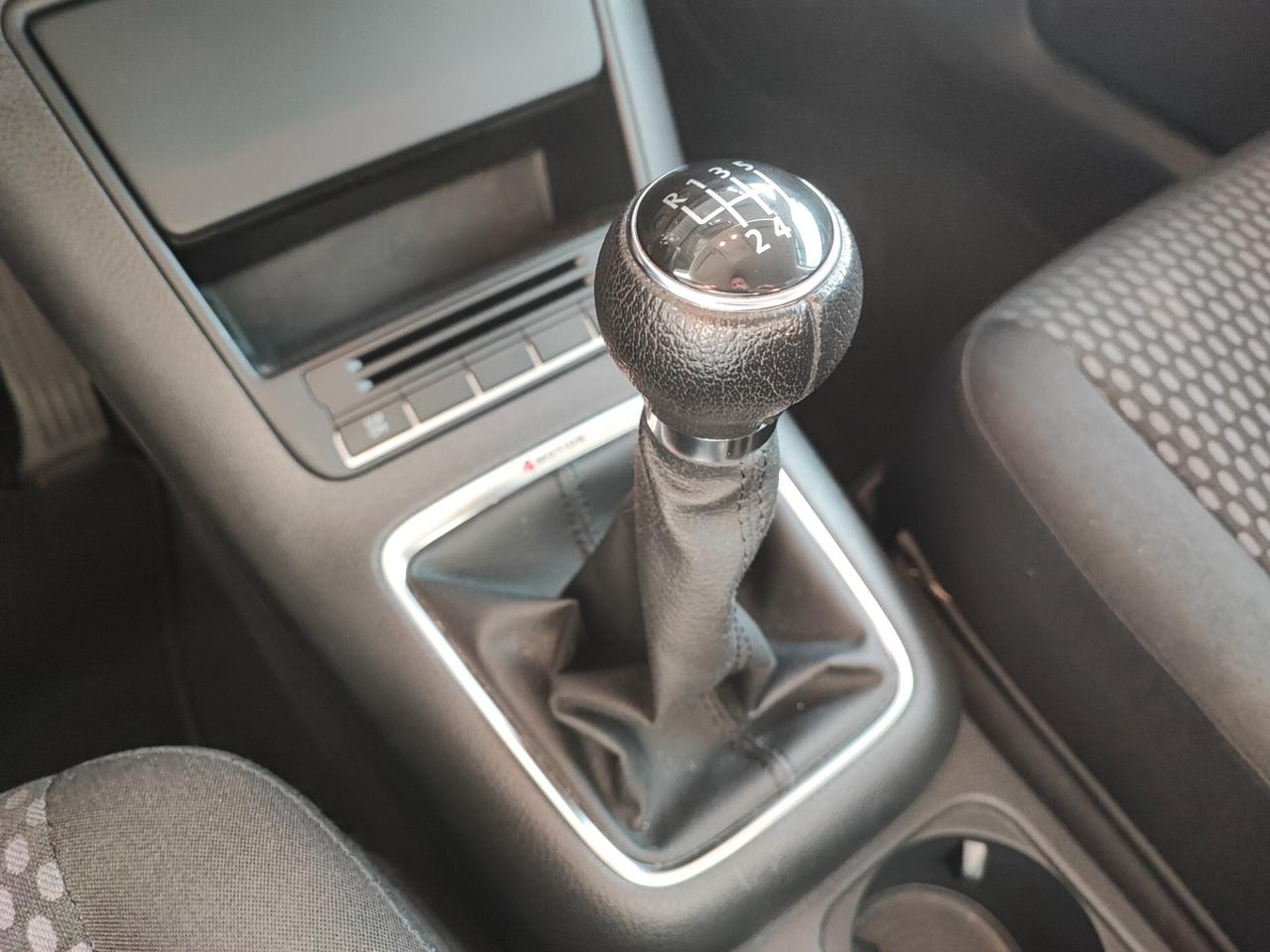 Volkswagen Tiguan 2.0 16V TDI DPF Sport & Style (18°)