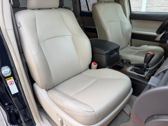 TOYOTA Land Cruiser 50 173CV 3.0 D-4D 7 POSTI INTERNI PELLE AUT.