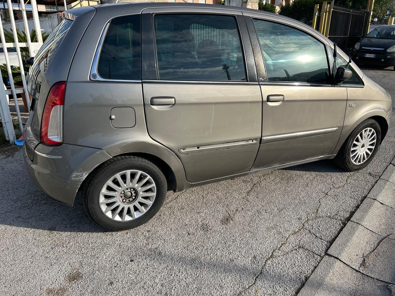 Lancia MUSA 1.4 16V Platino GPL AUTOMATICA