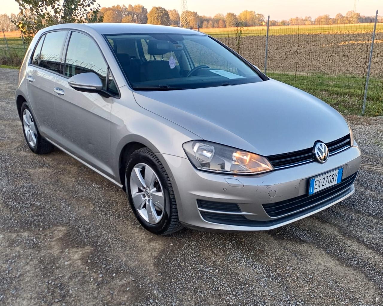 Volkswagen Golf 1.6 TDI 5p. Highline BlueMotion Technology