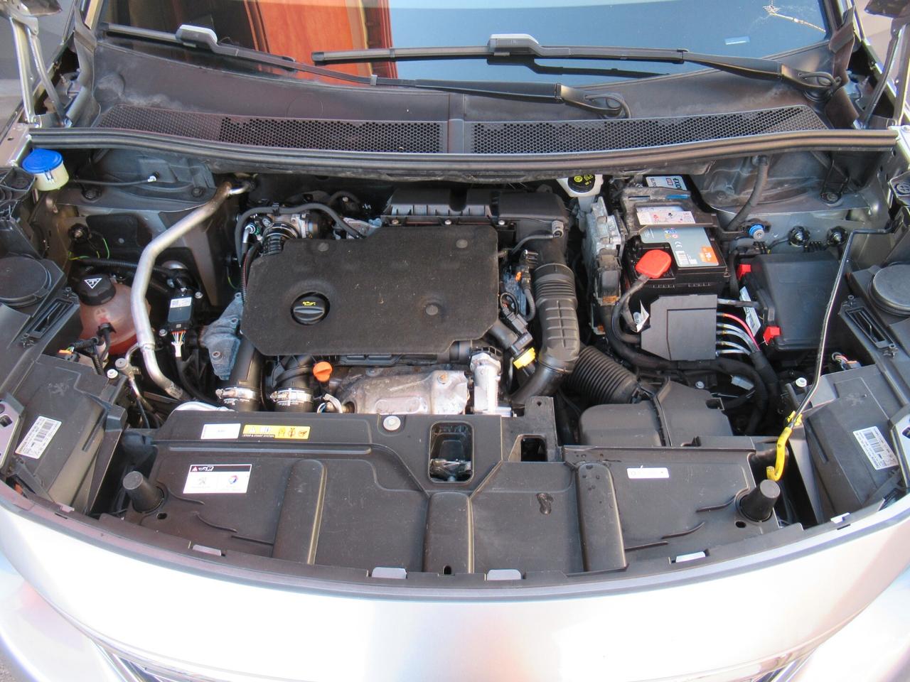 Peugeot 5008 BlueHDi 130 S&S Business