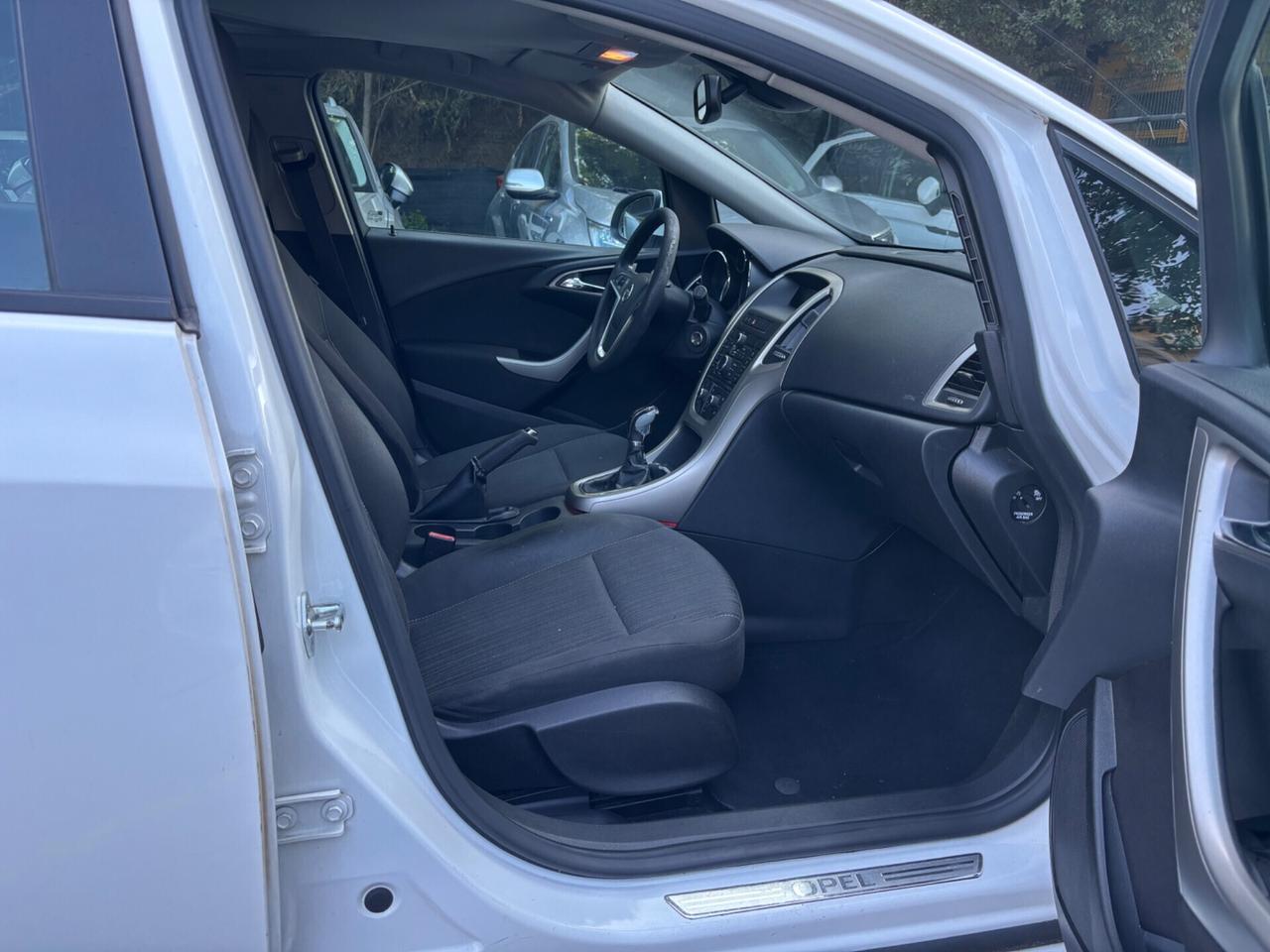 Opel Astra 1.7 CDTI 110CV s.w. OK Neopatentati