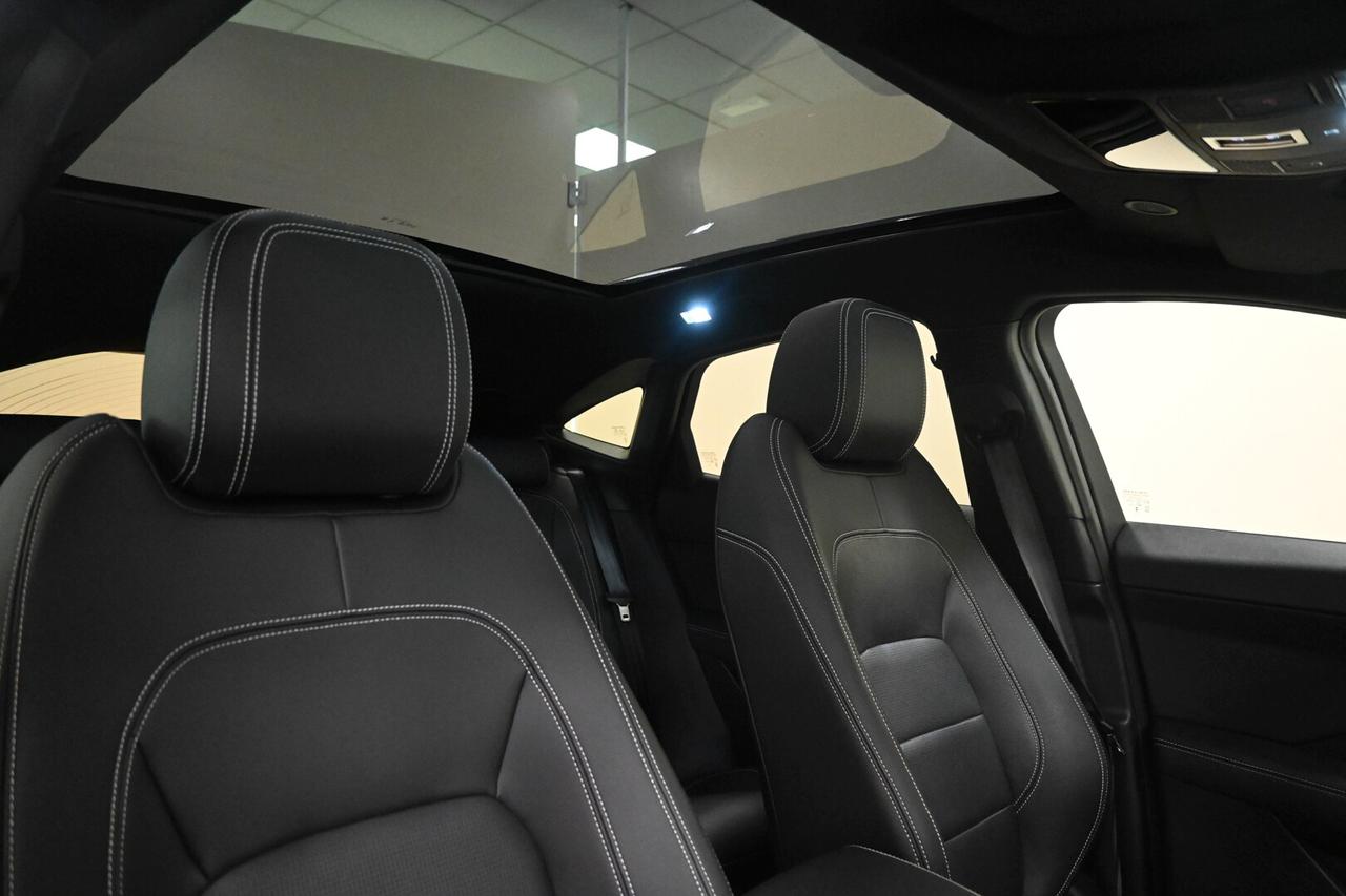 JAGUAR E-Pace (X540) E-Pace 1.5 I3 160 CV...