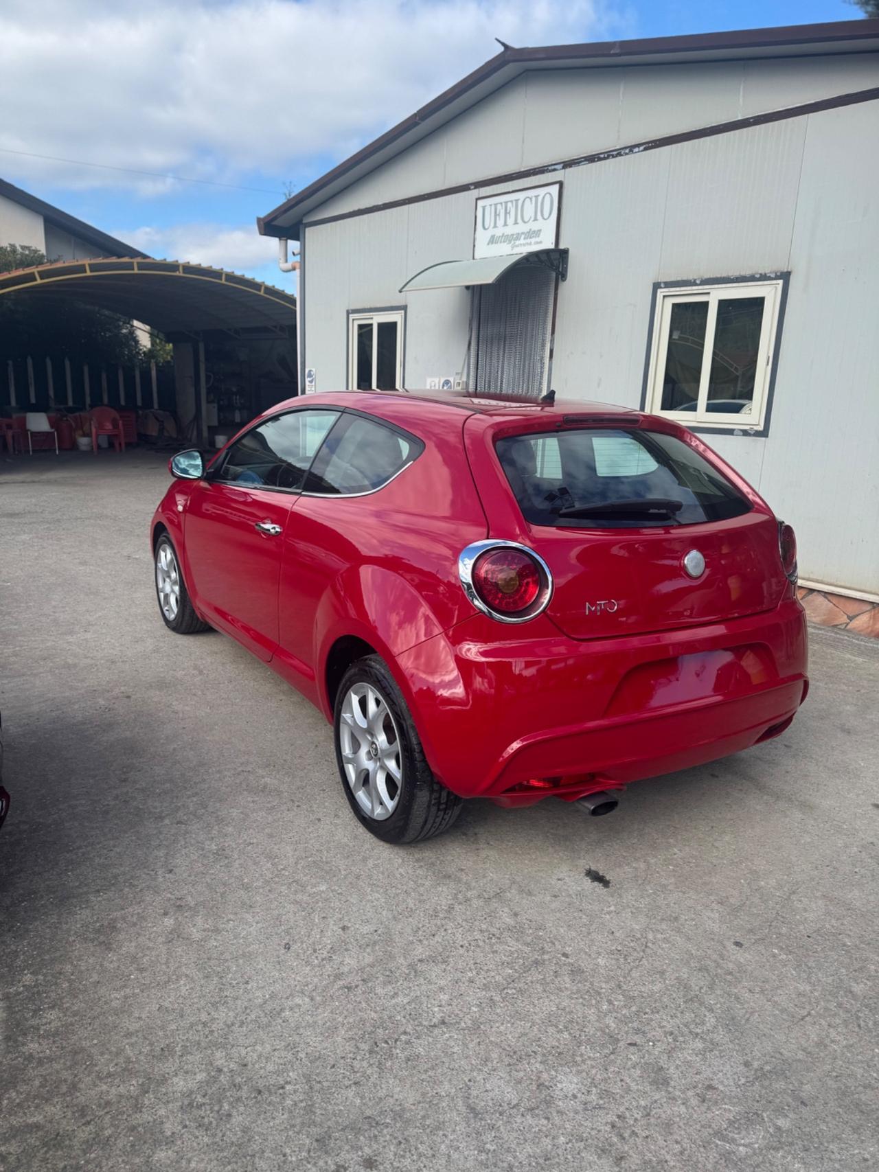 Alfa Romeo MiTo 1.3 JTDm 16V 90 CV Distinctive Sport Pack