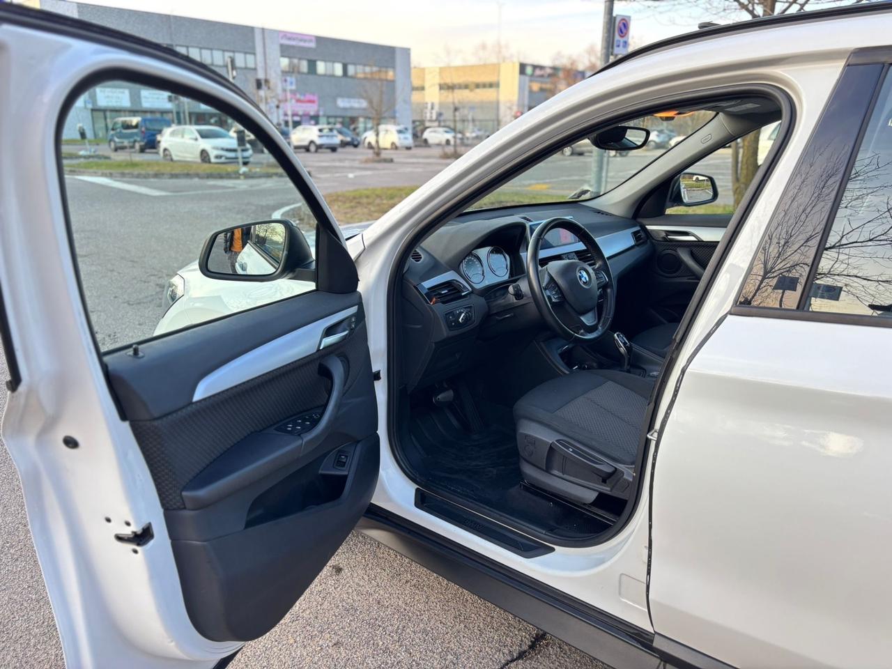 Bmw X1 sDrive20d Sport”TETTO APRIBILE”AUTO”