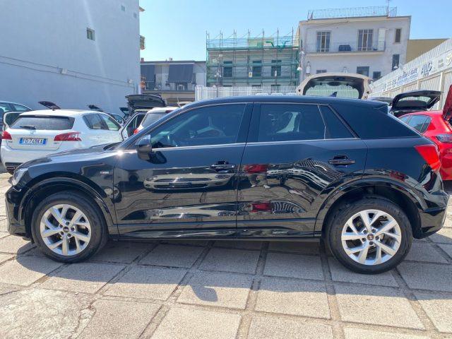 AUDI Q2 30 TDI S tronic Identity Black