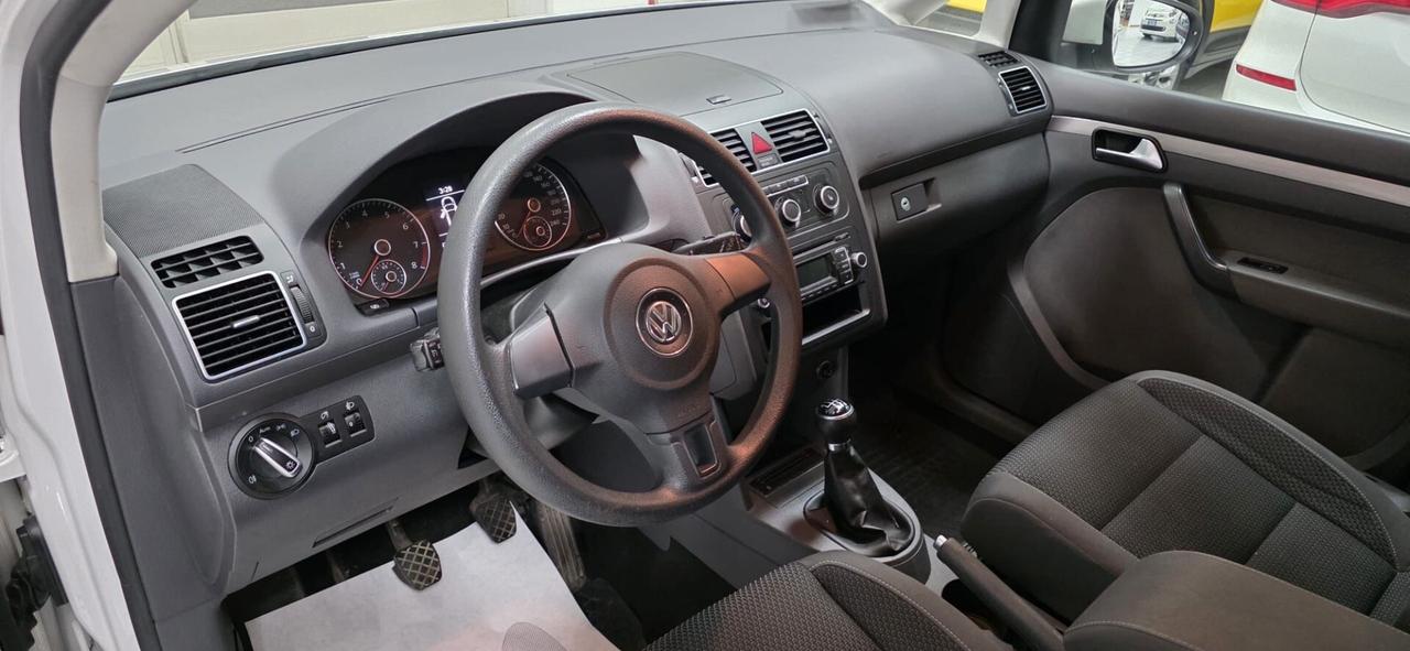 Volkswagen Touran 1.4 METANO 2016