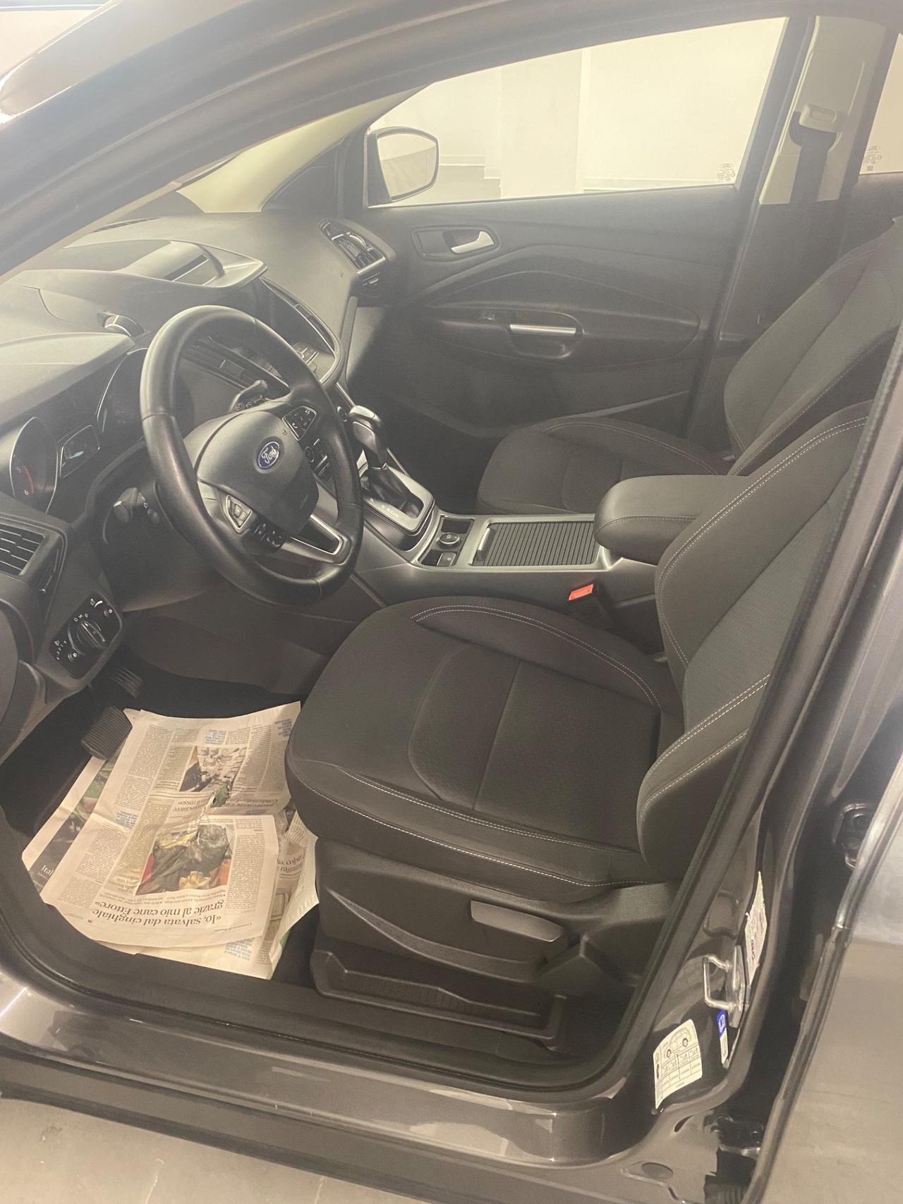 Ford Kuga 1.5 TDCI 120 CV S&S 2WD Powershift Titanium