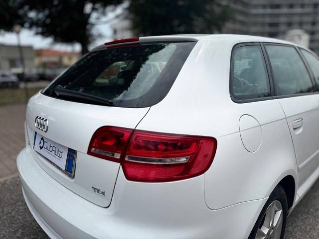 Audi A3 Sportback 1.6 tdi Ambition