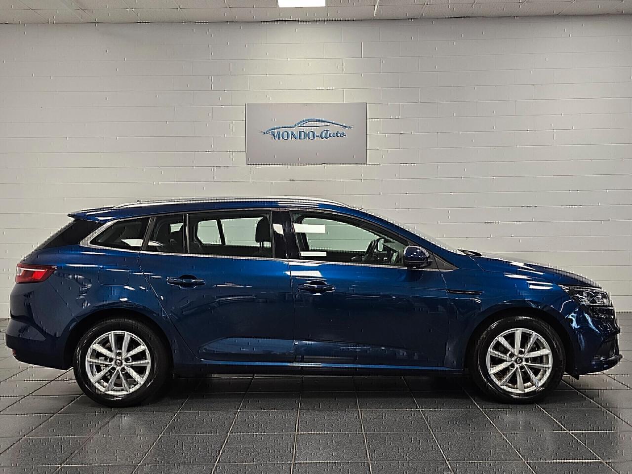 Renault Megane ST 1.5 Blue dCii 115cv EDC Bus. NEOPATENTATI