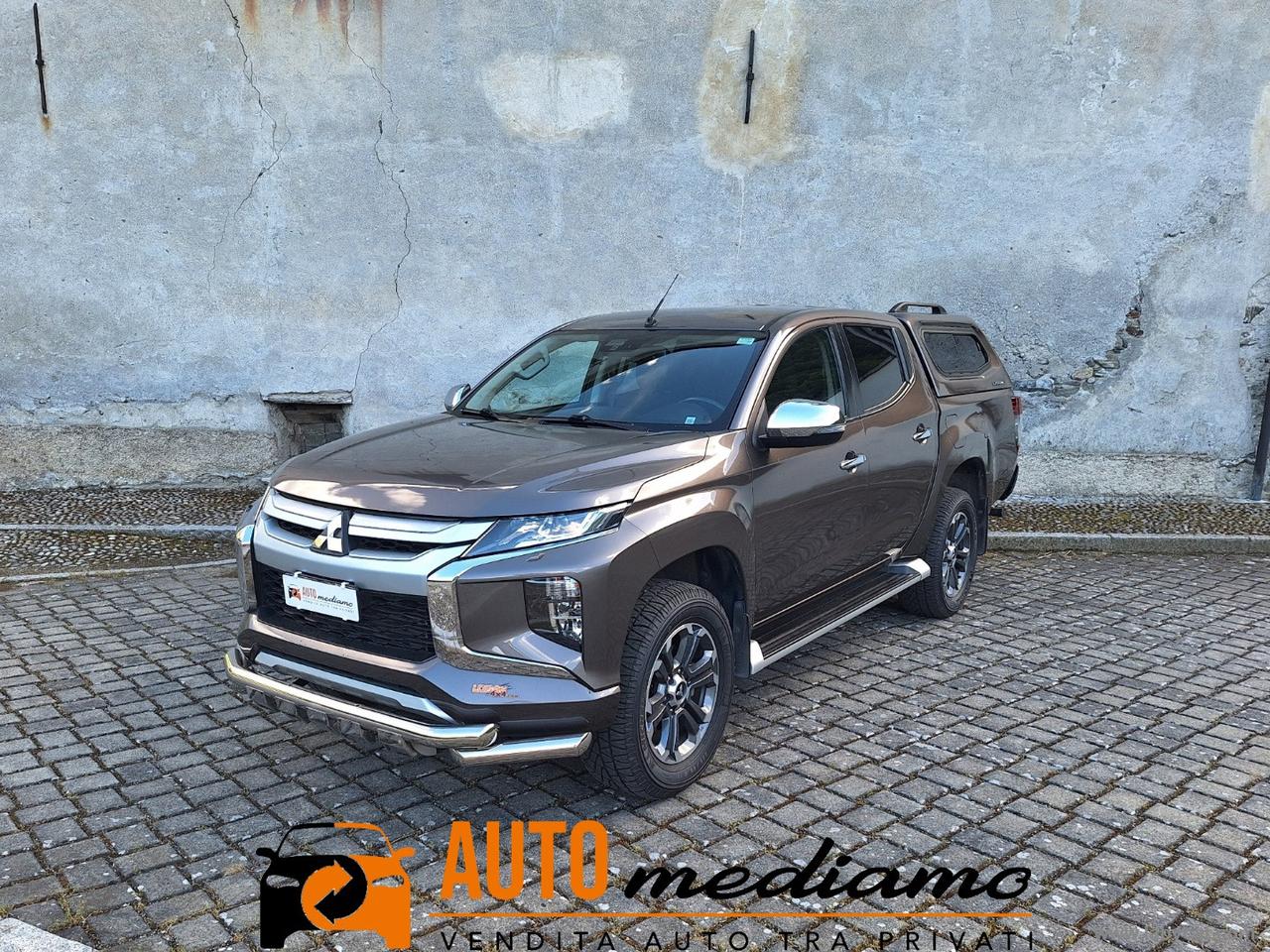 MITSUBISHI L200 2.3 D DoubleCab 4x4 Intense HARD TOP BLOCC
