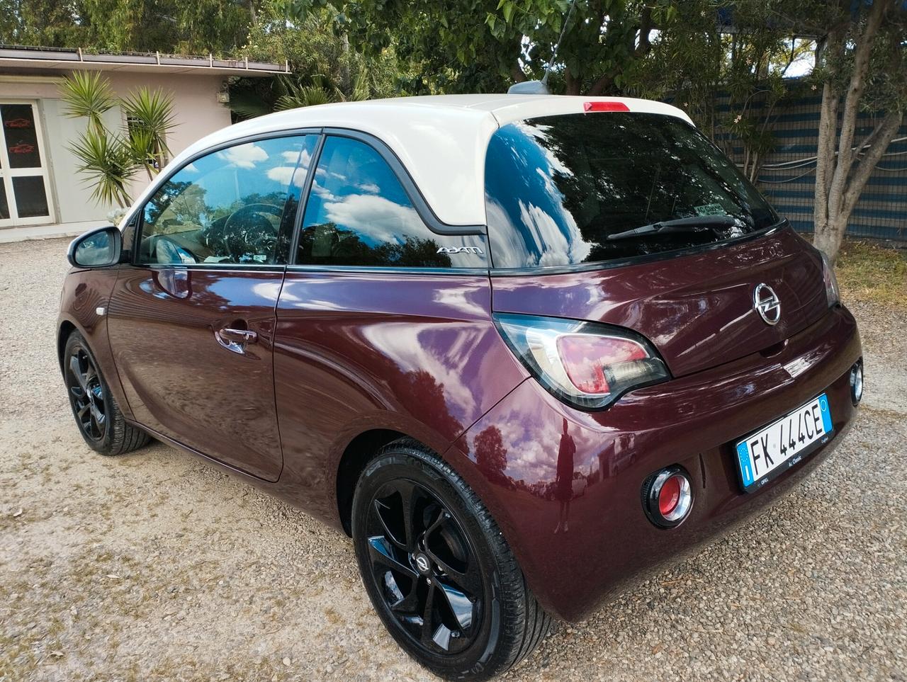Opel Adam Rocks 1.2 70 CV