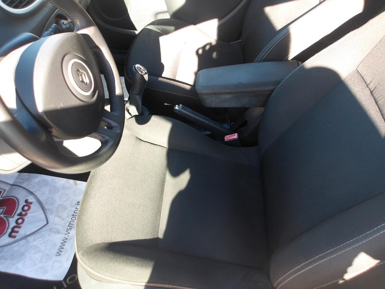 RENAULT CLIO 1.5 DCI SPORTOUR-GARANZIA FULL-2012