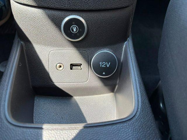FORD Fiesta 1.4 GPL Titanium