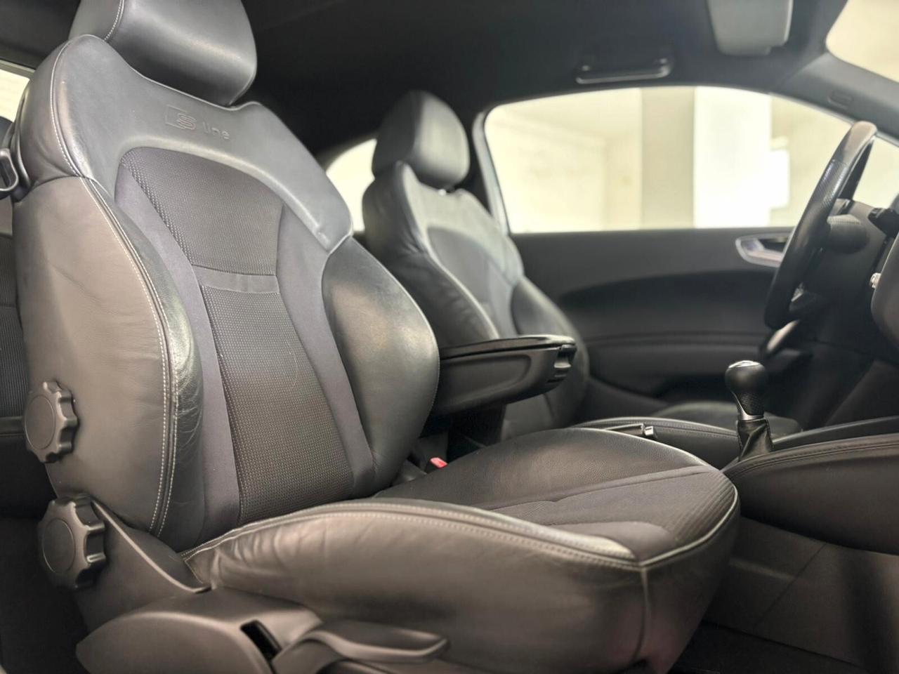 Audi A1 1.6 TDI 105 CV S-line