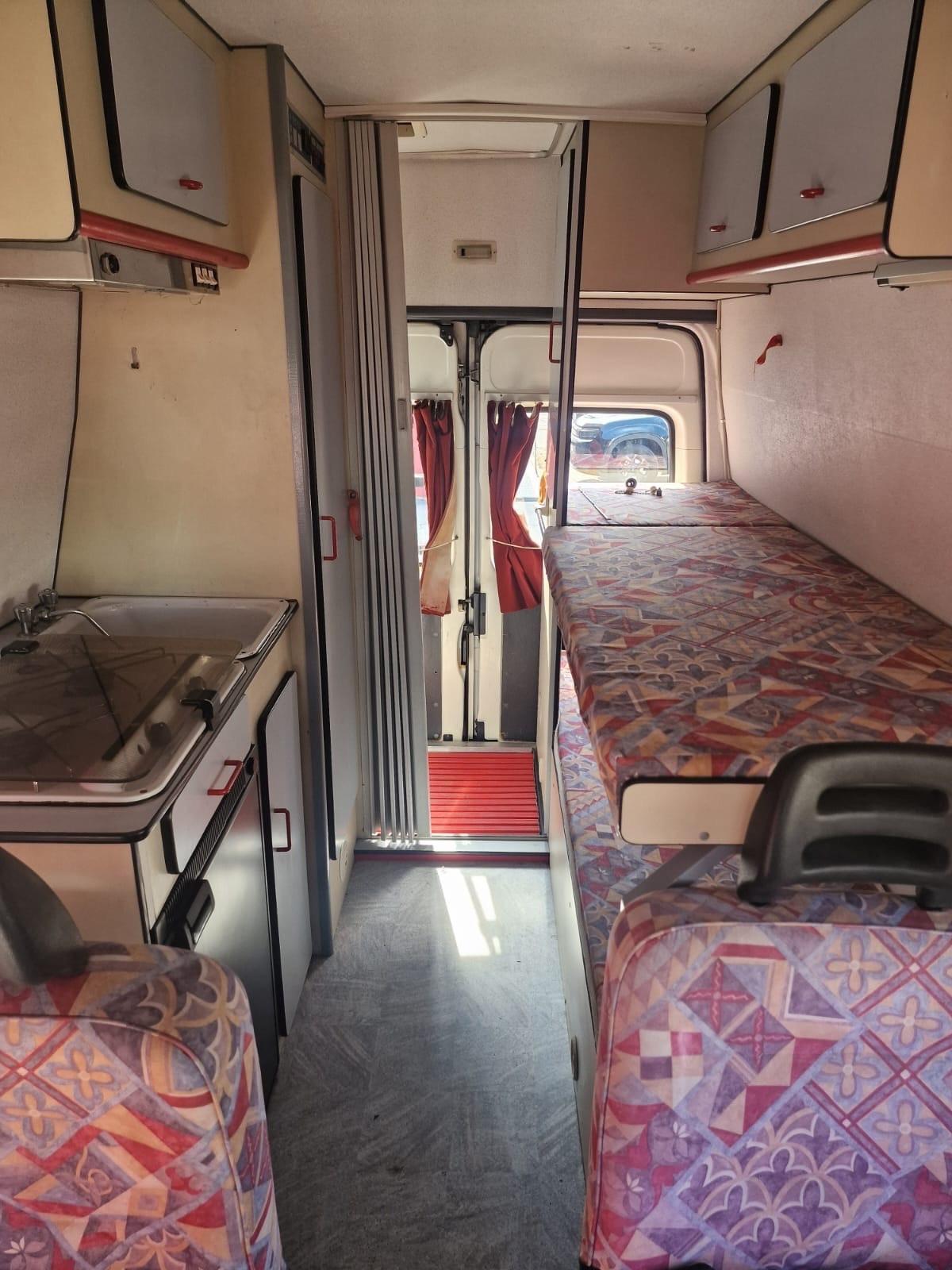 Vra22 Camper puro Ford del 1992 in saldo