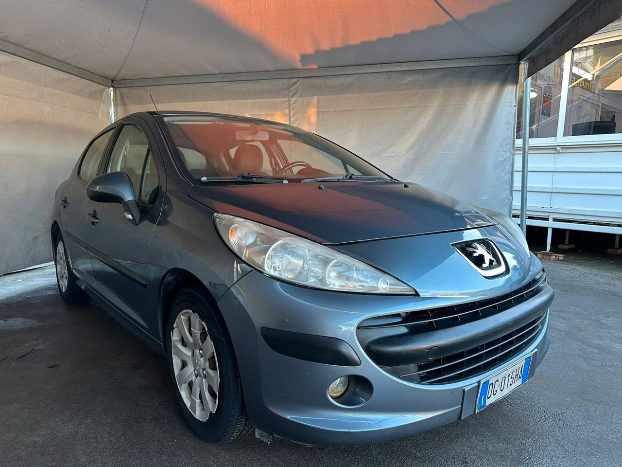 Peugeot 207 1.4 HDi 70CV 5p. XS