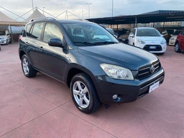 Toyota RAV 4 RAV4 2.2 D-4D 136 CV Luxury