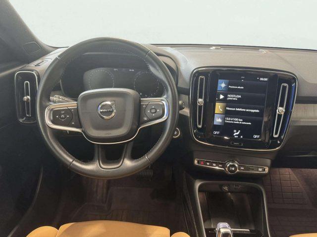 VOLVO XC40 T3 INSCRIPTION AUTOMATICA