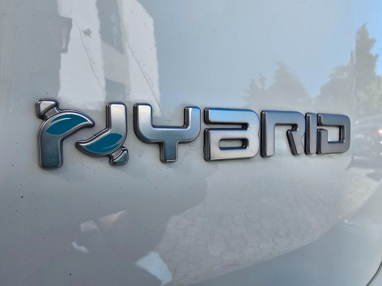 Fiat Panda Cross 1.0 Hybrid - BLUETOOTH