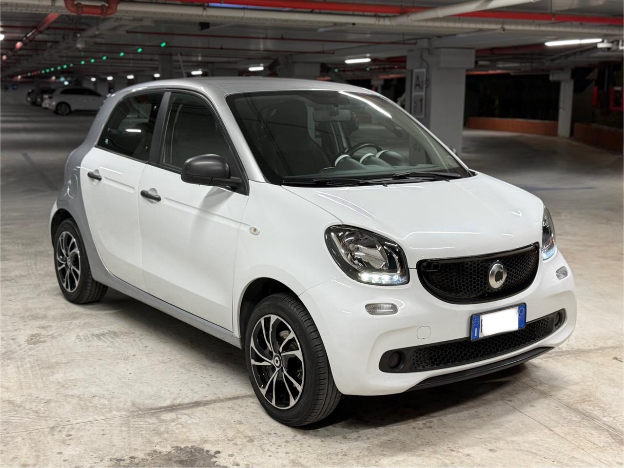 Smart ForFour 70 1.0 Youngster
