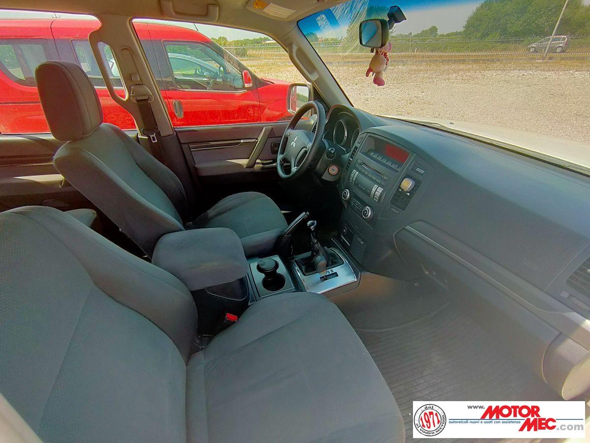 MITSUBISHI Pajero 3.2 5p. Invite 7 posti