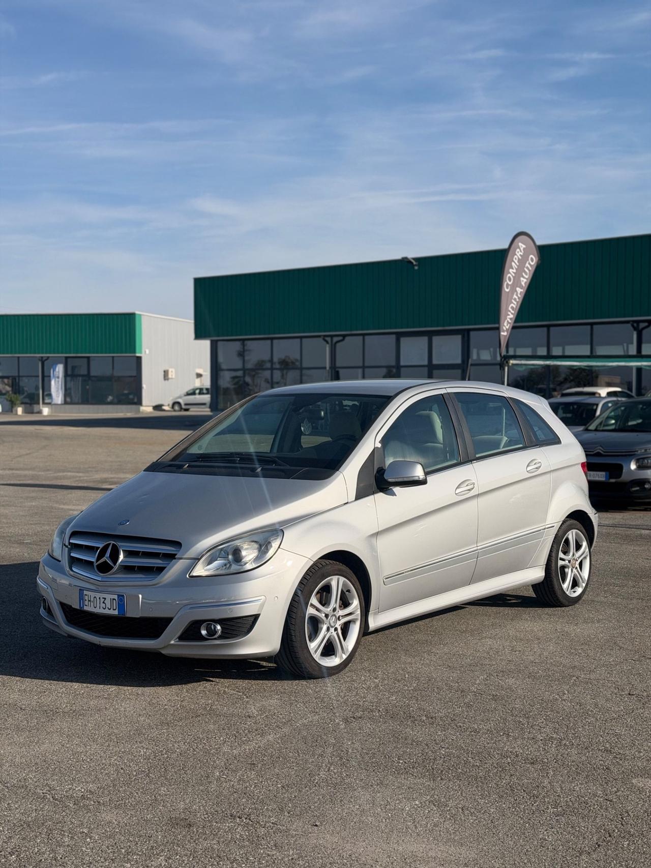 Mercedes-benz B 200 CDI Premium