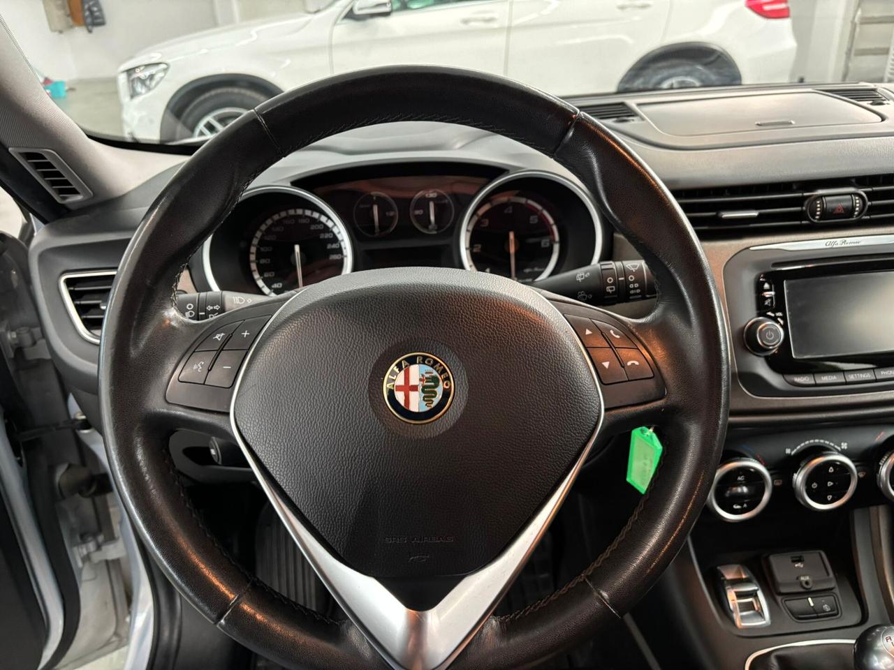 Alfa Romeo Giulietta 2.0 JTDm-2 150 CV Distinctive