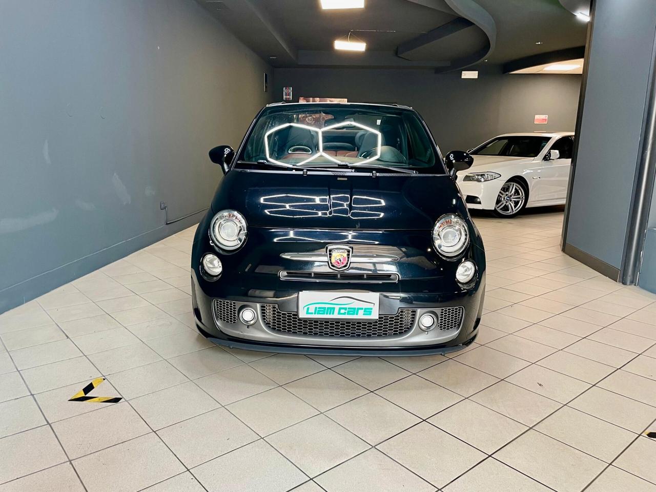 Abarth 500 C 1.4 Turbo T-Jet MTA Custom