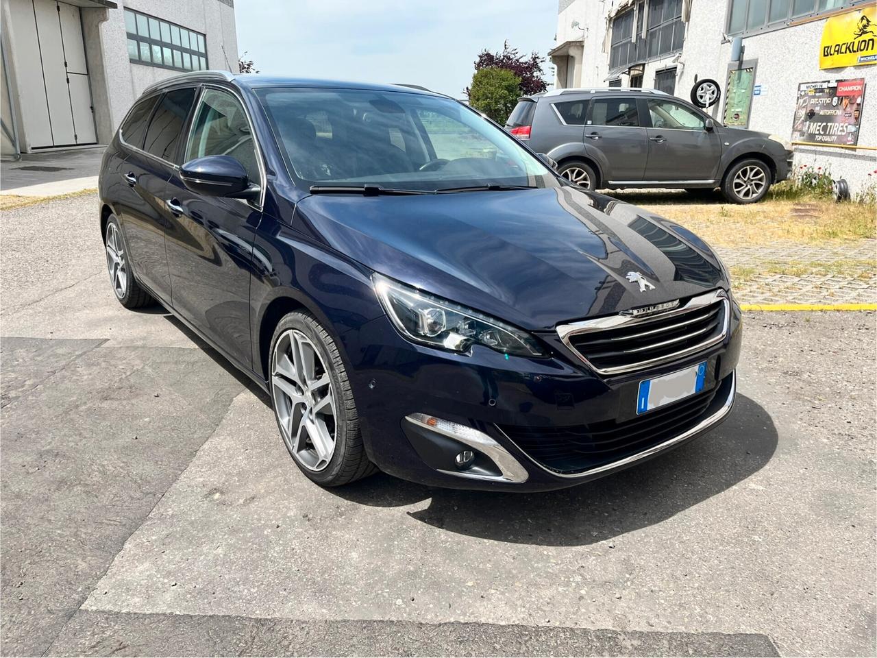 Peugeot 308 1.6 e-HDi 115CV Stop&Start CC Allure
