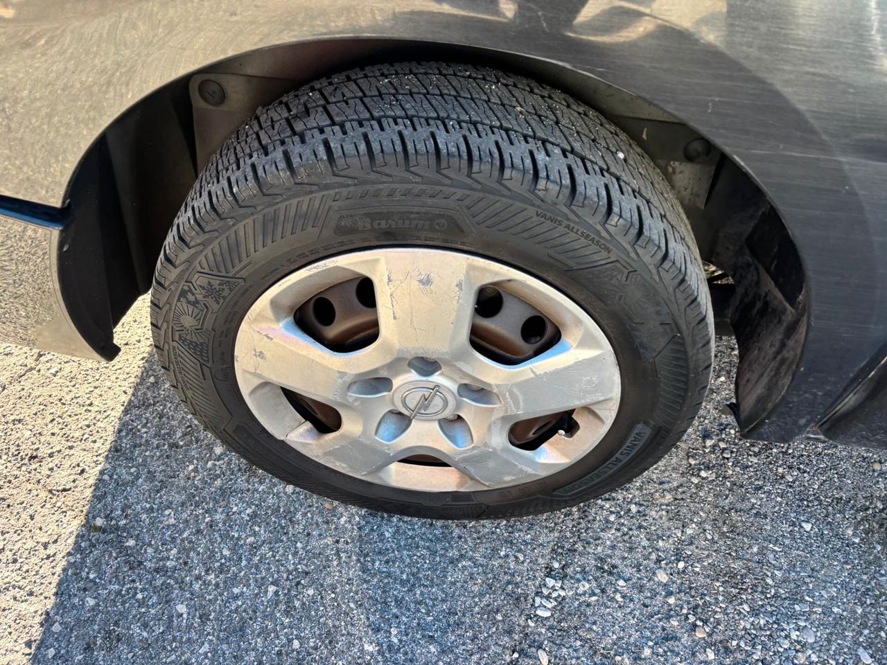 Opel Vivaro 27 2.0 CDTI 120CV PC-TN Combi 9 posti