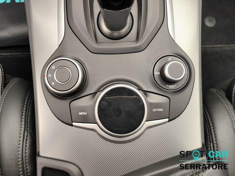 Alfa Romeo Stelvio 2017 2.2 t Business Q4 210cv auto