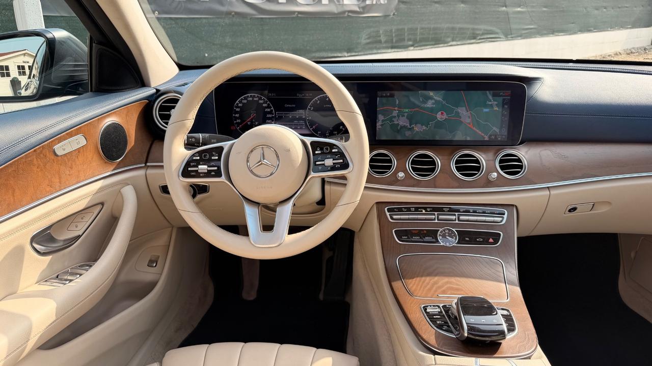 Mercedes-benz E 300 Auto EQ-Power Premium Plus