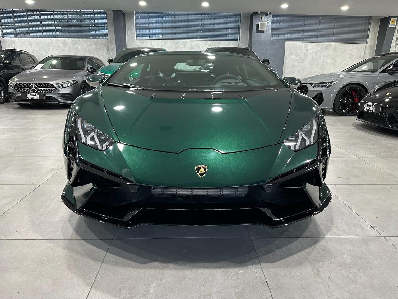 Lamborghini Huracan 5.2 V10 Tecnica RWD Coupé