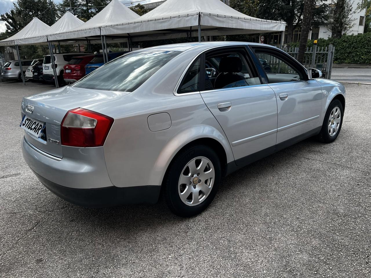 Audi A4 1.9 TDI Diesel 130 CV CAT Berlina