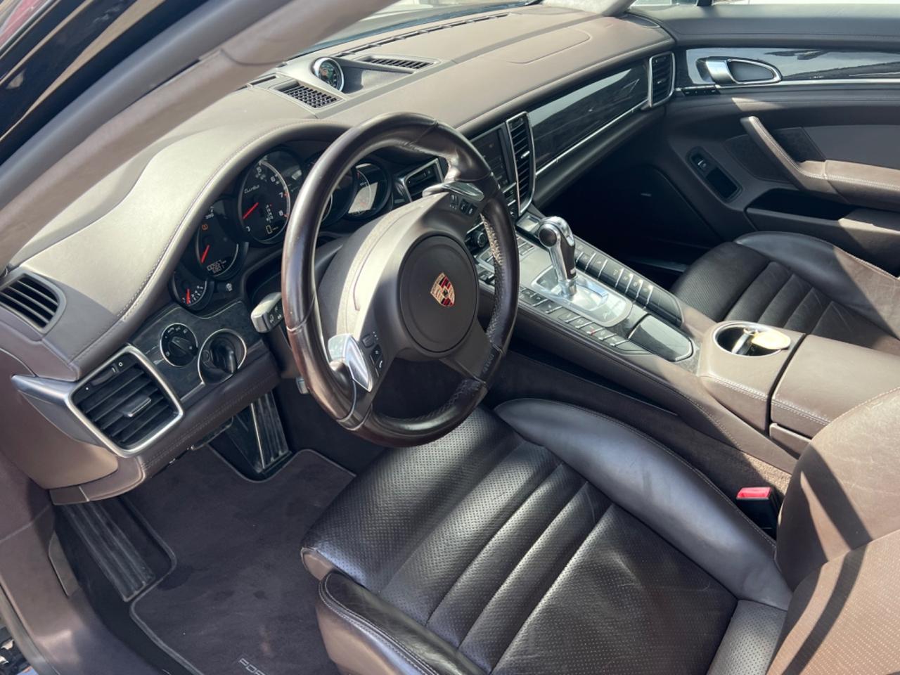 Porsche Panamera 4.8 Turbo