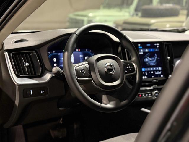 VOLVO XC60 B4 (d) Geartronic Momentum Pro