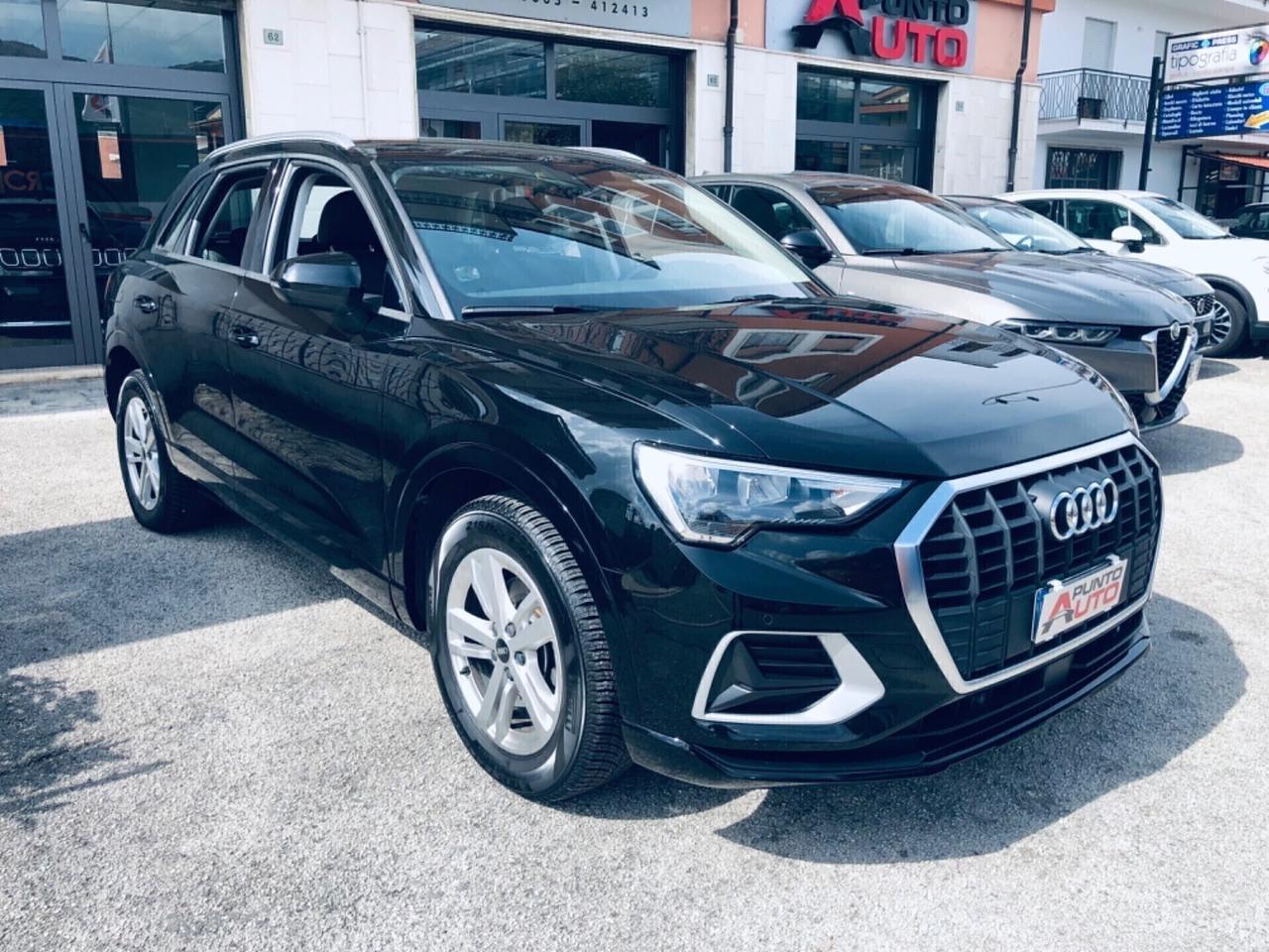Audi Q3 35 TDI S tronic Business plus