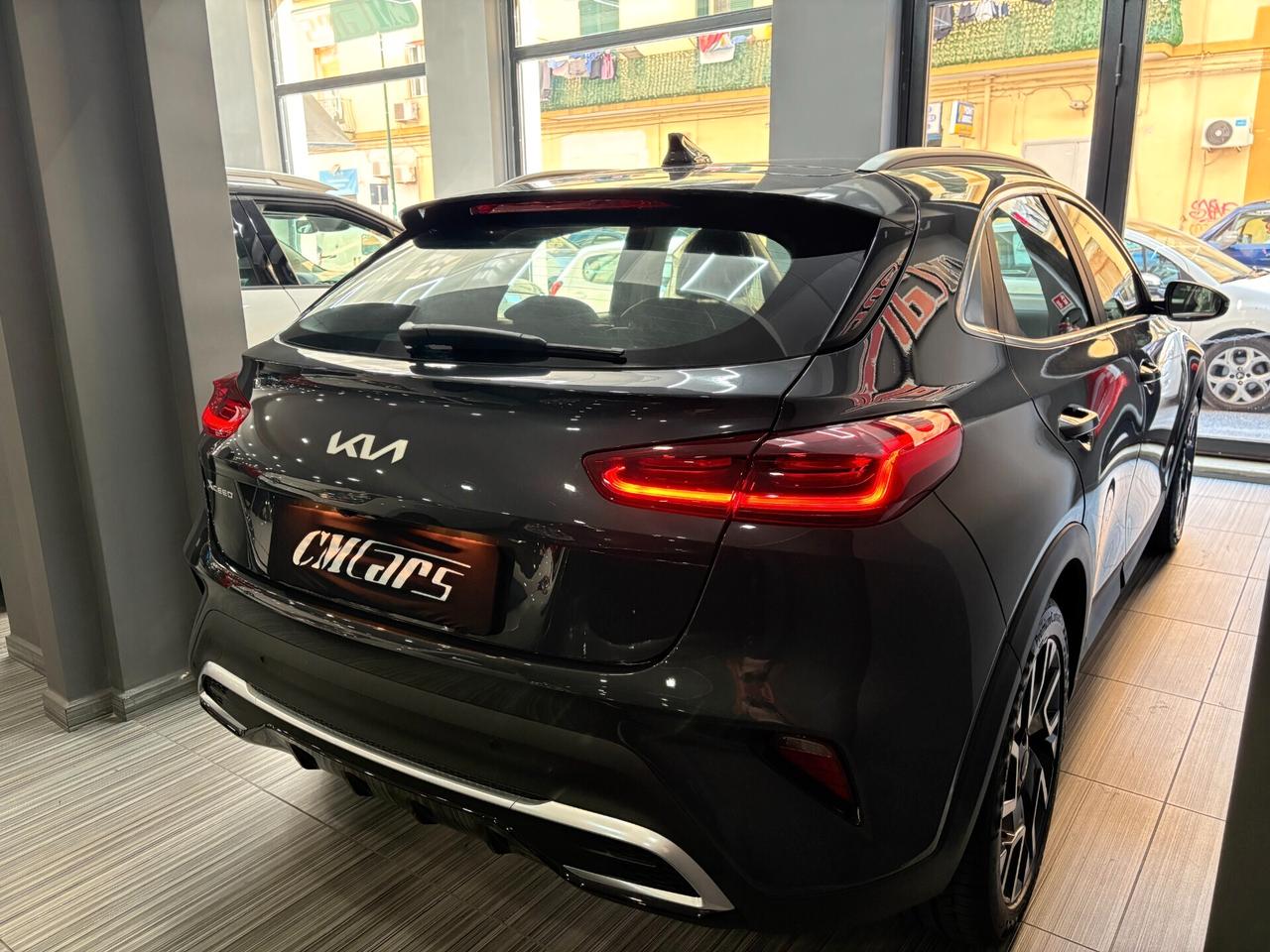 Kia XCeed 1.0 T-GDI GPL di SERIE Business 115cv ITALIANA Km0