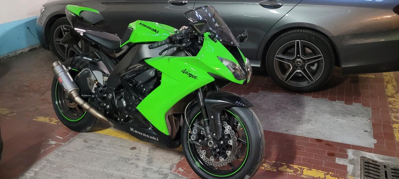 Kawasaki Ninja ZX - 10 R Sport