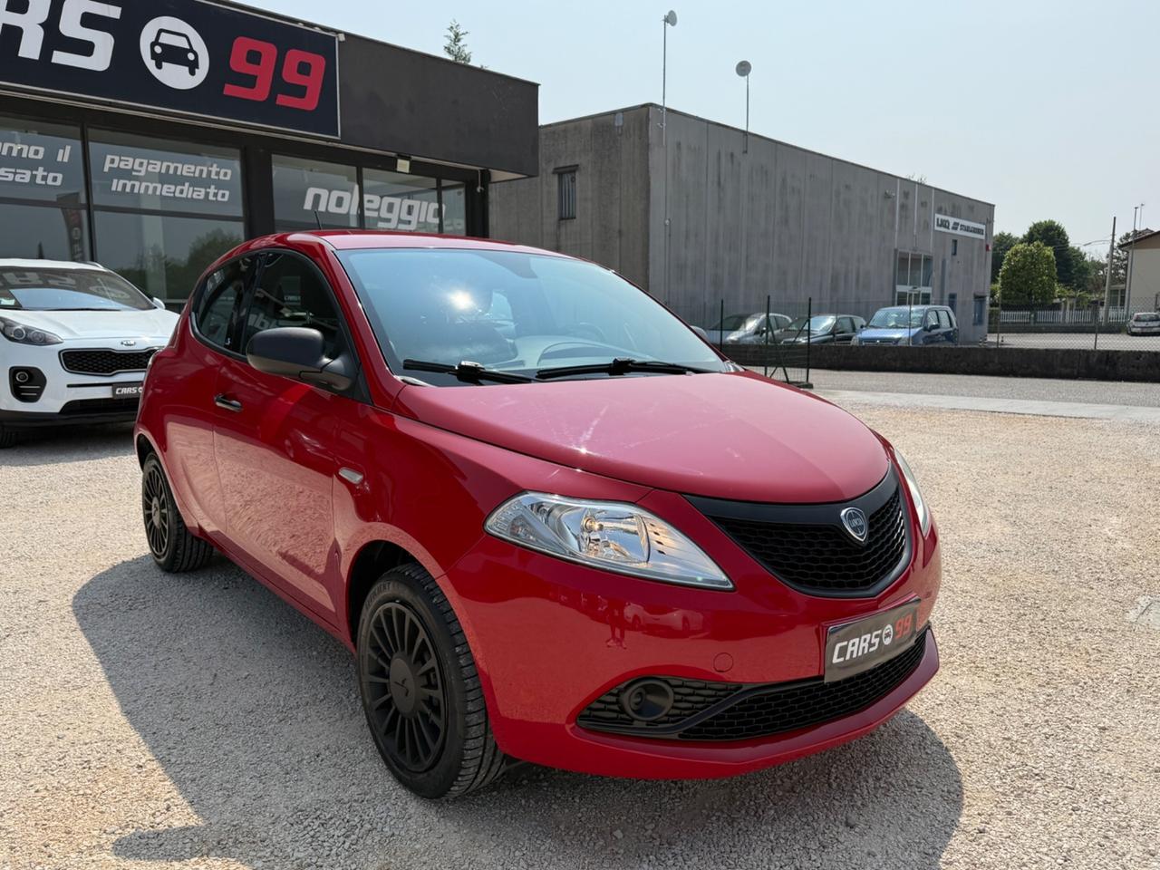 Lancia Ypsilon 1.2 69 CV 5 porte S&S Gold