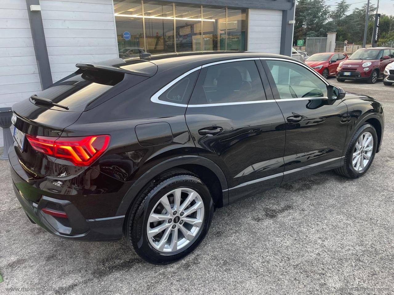 AUDI Q3 SPORTBACK 35 TDI S tronic Business PluS SPORTBACK