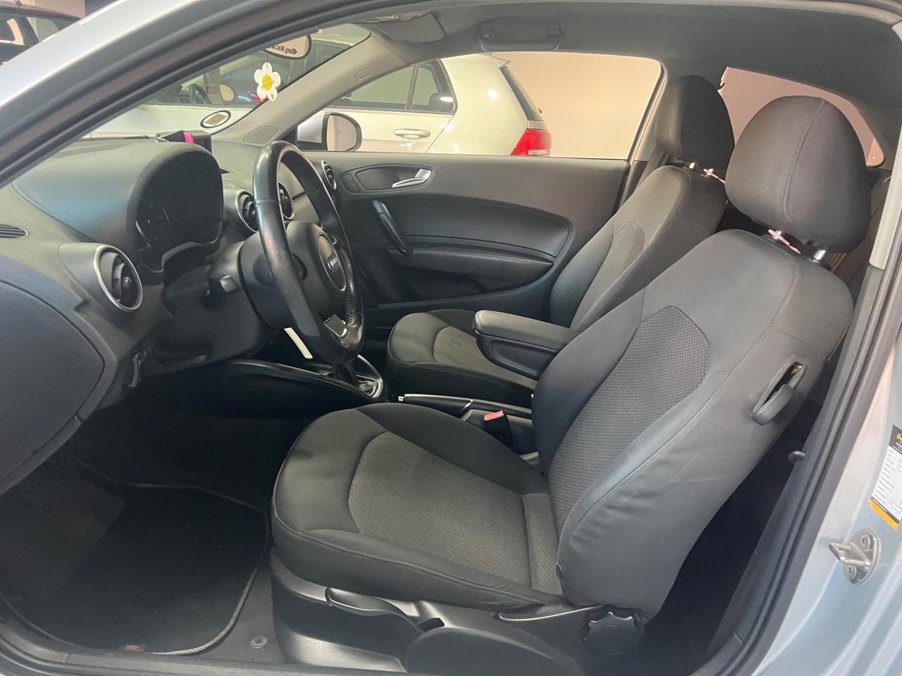 Audi A1 1.6 TDI NEOPATENTATI