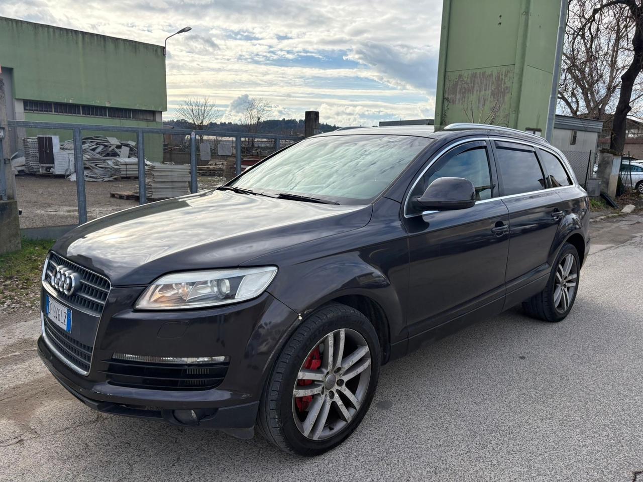 Audi Q7 3.0 V6 TDI 233CV quattro tiptronic 270.000 KM