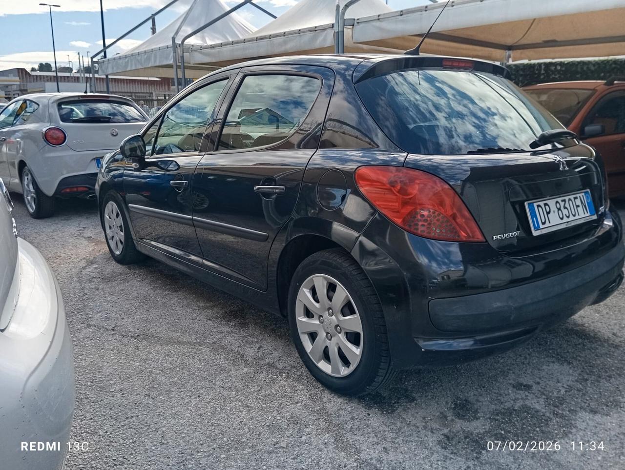 Peugeot 207 1.4 HDi 70CV 5p. ONE Line