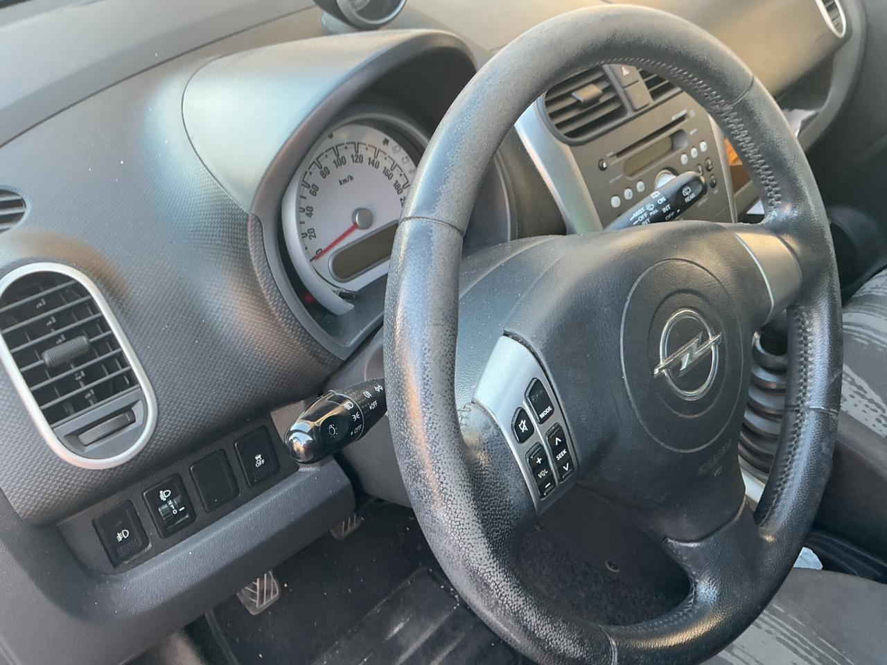 Opel Agila 1.0 12V 68 CV Elective