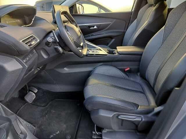 Peugeot 3008 BlueHDi 130 S&S EAT8 Allure