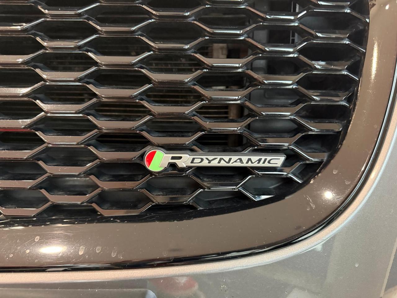 Jaguar E-Pace r-dynamic se